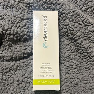 Mary Kay Clearproof Charcoal Mask - Cream and Green
